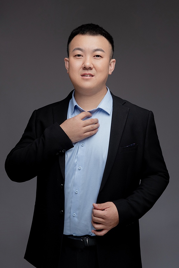 客户经理:张亚雄